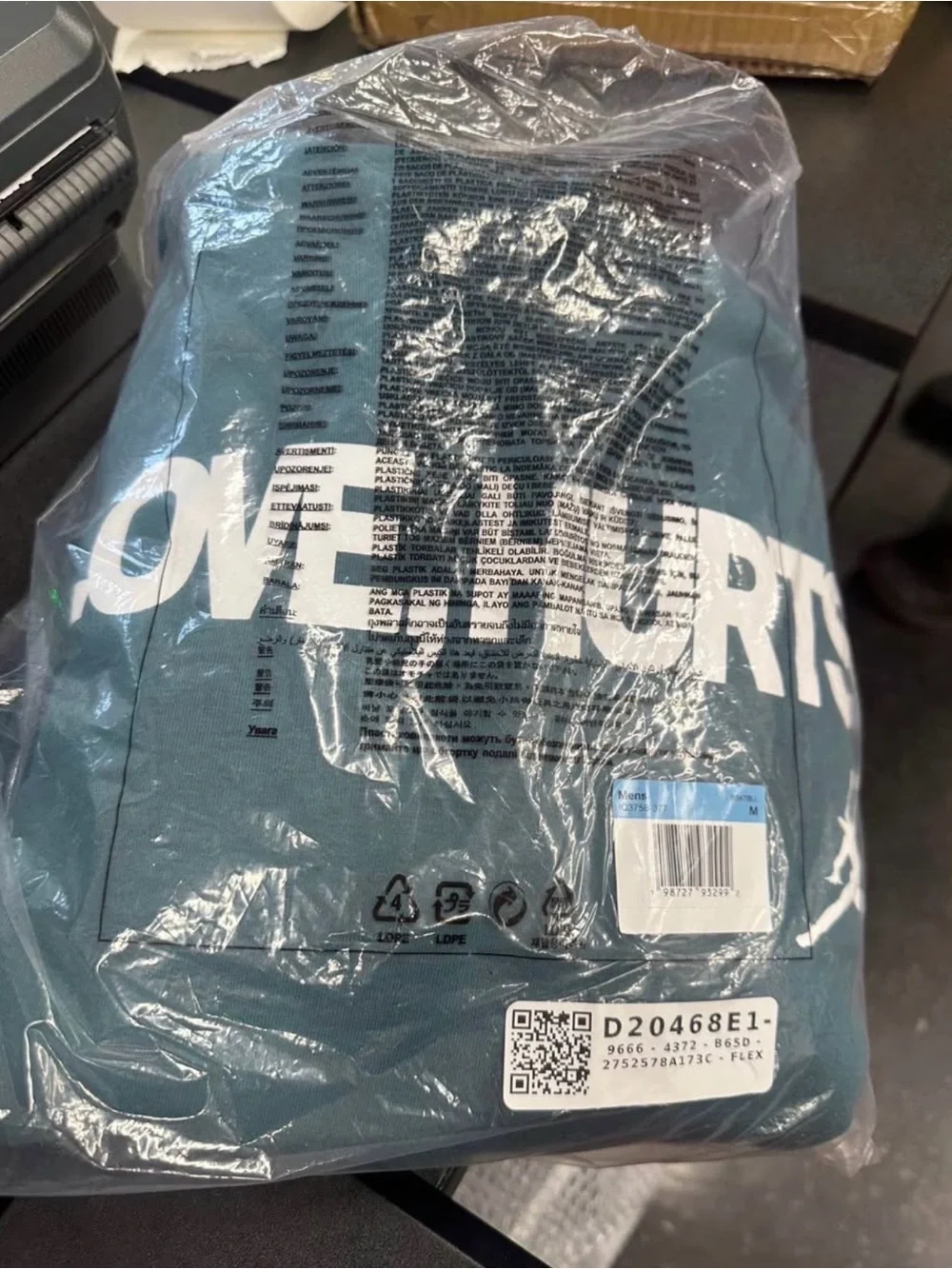 Jordan Pullover Hoodie in Teal with 